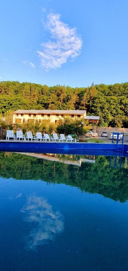 Restland Dilijan Family Hotel Eksteriør bilde