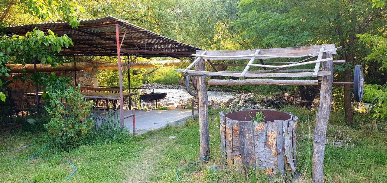 Restland Dilijan Family Hotel Eksteriør bilde