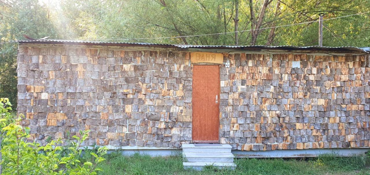 Restland Dilijan Family Hotel Eksteriør bilde