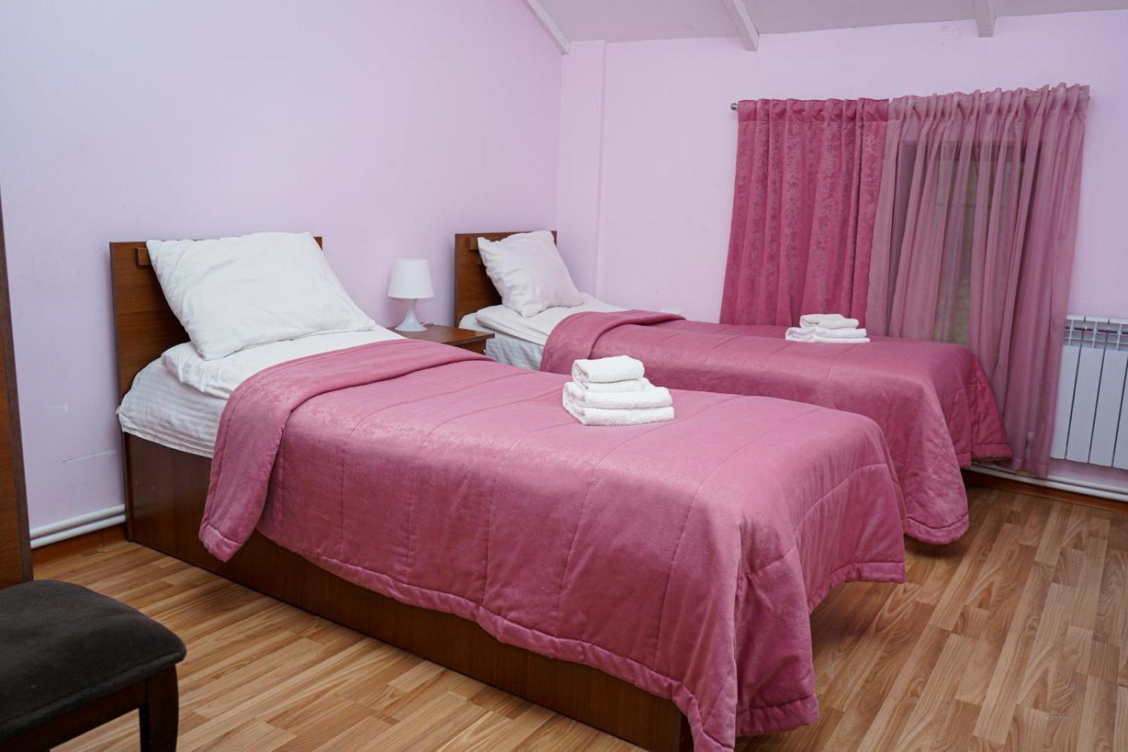 Restland Dilijan Family Hotel Eksteriør bilde